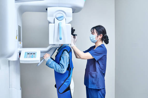 Best Weekend Emergency Dentist in Simonton Lake, IN